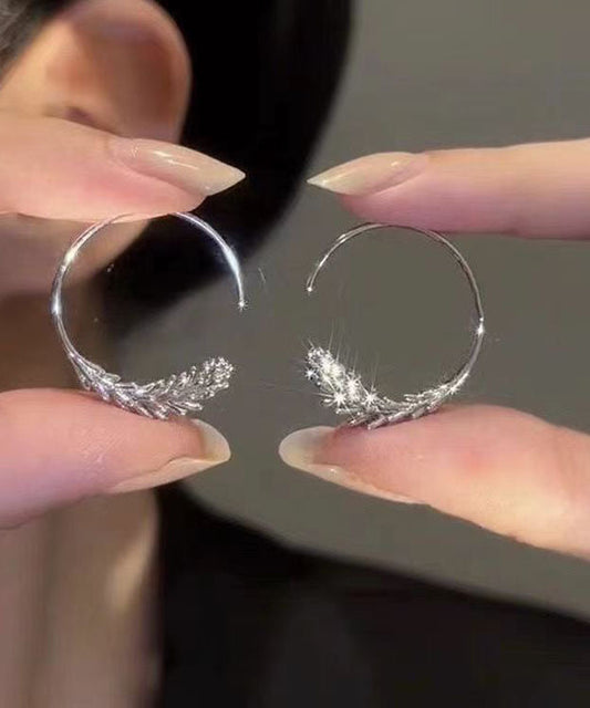 Pendientes de aro únicos con espigas de trigo doradas en plata de ley