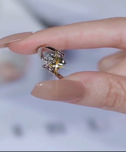 Einzigartige Ohrringe aus grauer Legierung mit Zirkonkristallen