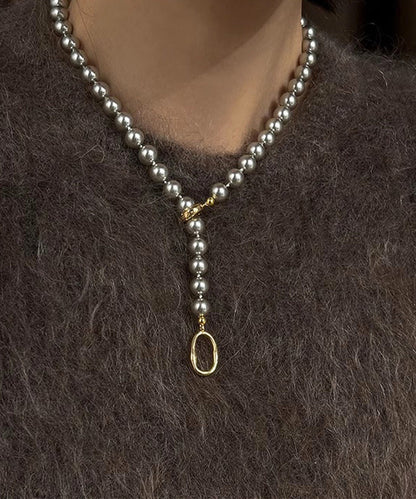 Collar único de cuentas graduadas de perla dorada de cobre gris