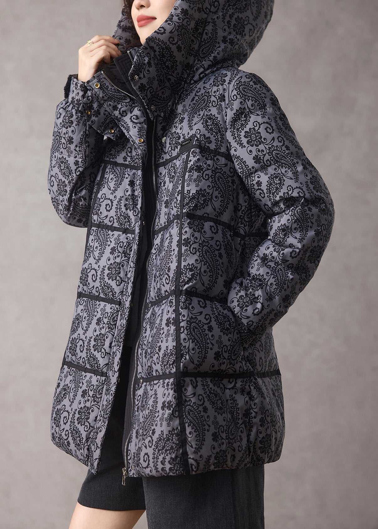 Unique Grey Hooded Print Fine Cotton Filled Parkas Winter