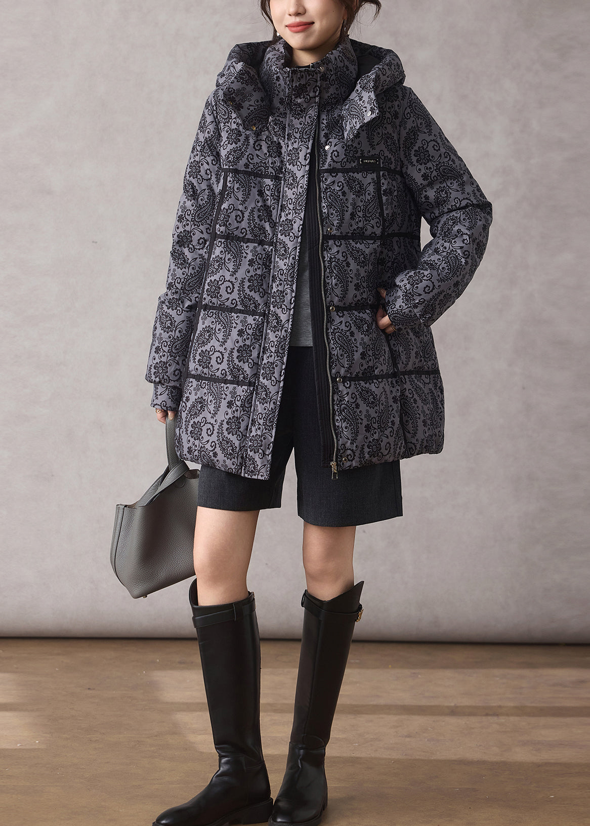 Unique Grey Hooded Print Fine Cotton Filled Parkas Winter