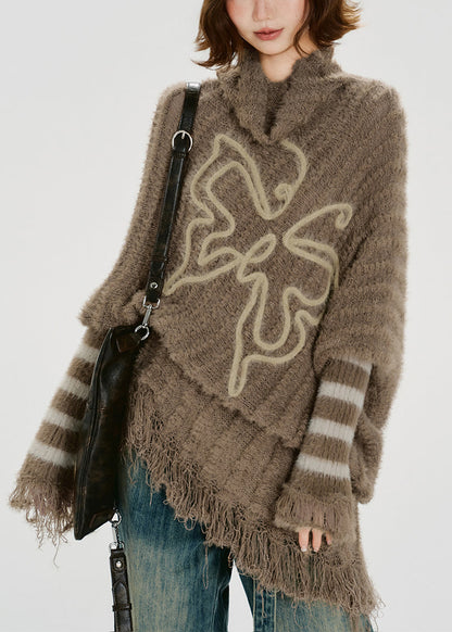 Einzigartiges khakifarbenes Stricktop mit Rollkragen, Quasten und Fledermausärmeln