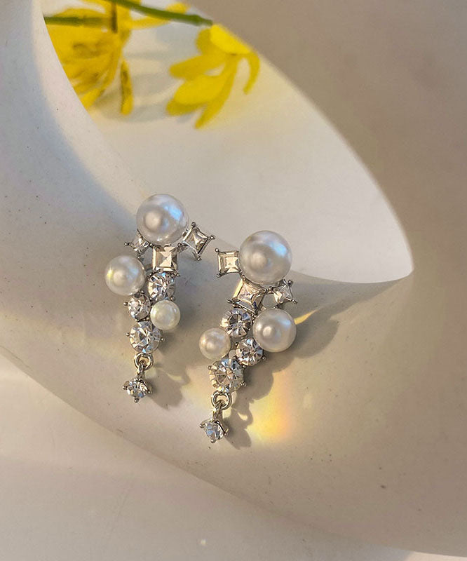 Pendientes únicos de plata de ley con borlas geométricas de circonita y perla
