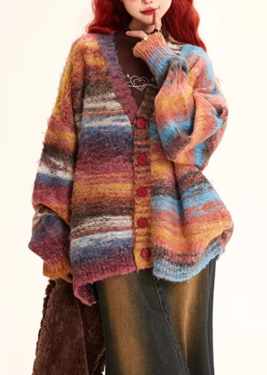 Abrigos de punto acogedores con botones y cuello en V a rayas únicos para invierno
