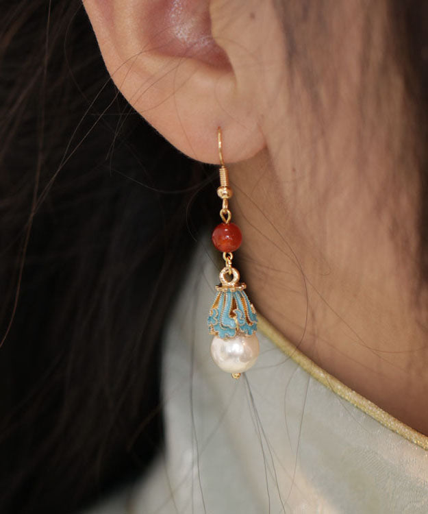 Pendientes únicos de plata de ley blanca con gemas doradas y perlas colgantes