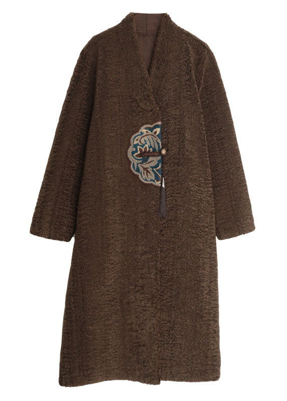 Einzigartiger weißer Wollmantel mit V-Ausschnitt und besticktem Patchwork