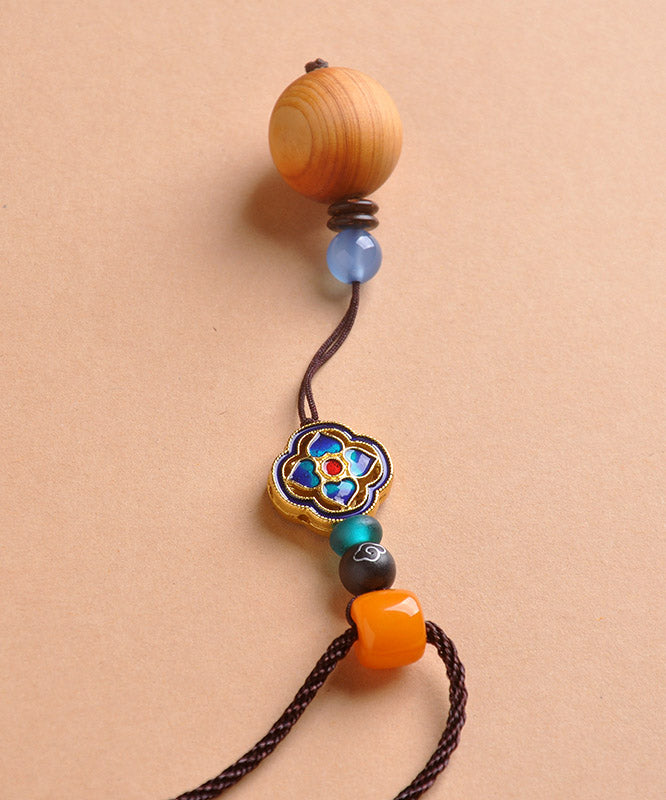 Collar único con colgante de trébol de calcedonia y cera de abejas con esmalte cloisonné amarillo