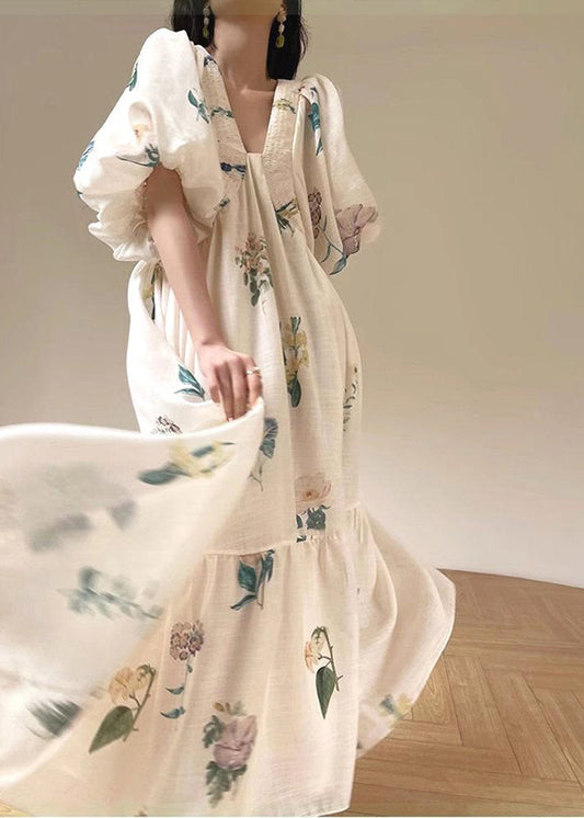 Weißes Baumwollkleid mit Puffärmeln und Print im Urlaubsstil