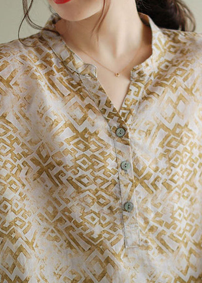Camiseta de lino con cuello en V y estampado de patchwork en beige vintage para verano