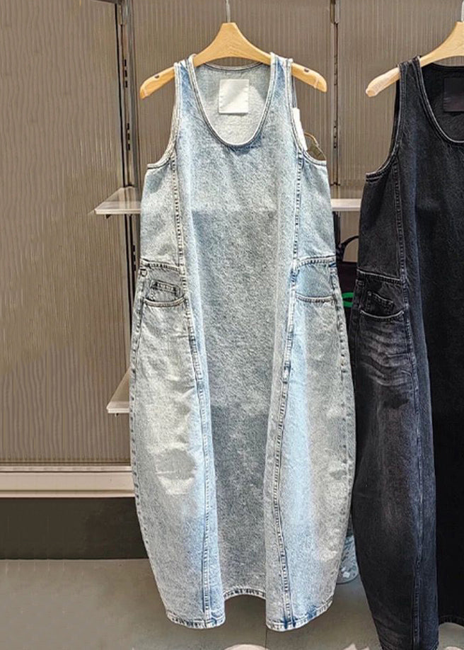 Schwarzes Vintage-Kleid mit Taschen im Originaldesign, ärmellos, lang und lang, mit originellem Design.