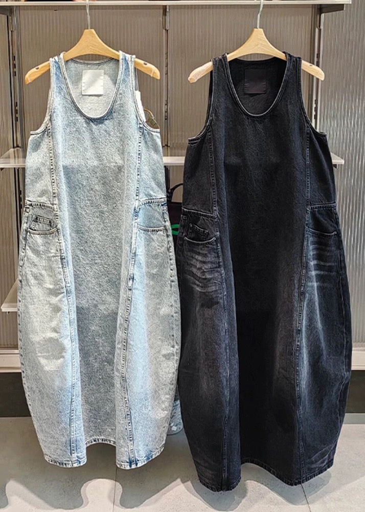 Schwarzes Vintage-Kleid mit Taschen im Originaldesign, ärmellos, lang und lang, mit originellem Design.