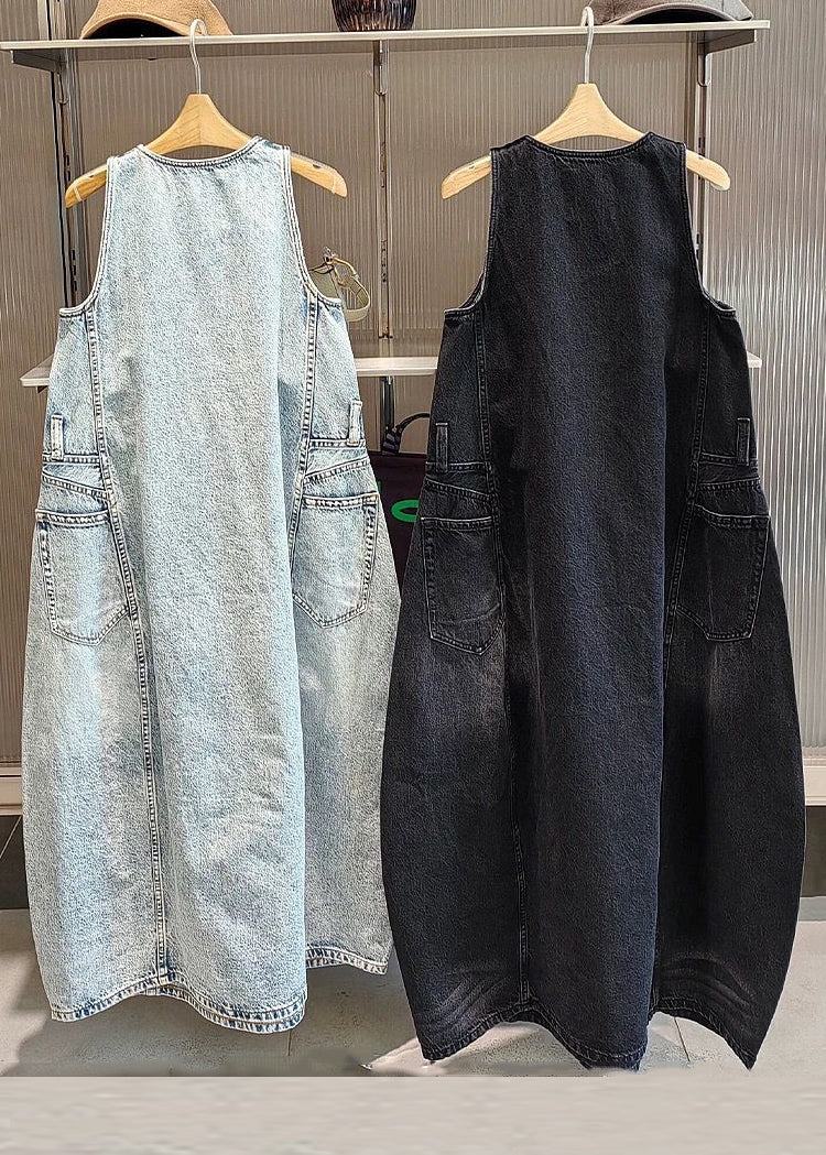 Schwarzes Vintage-Kleid mit Taschen im Originaldesign, ärmellos, lang und lang, mit originellem Design.