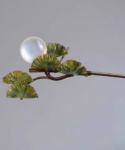 Vintage brauner Holzfächer mit transparenten Perlen und Haarnadel