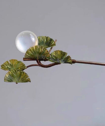 Vintage brauner Holzfächer mit transparenten Perlen und Haarnadel