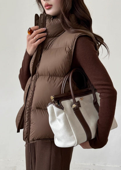 Chaleco vintage de plumón de pato con cuello alto y cremallera, sin mangas, color café