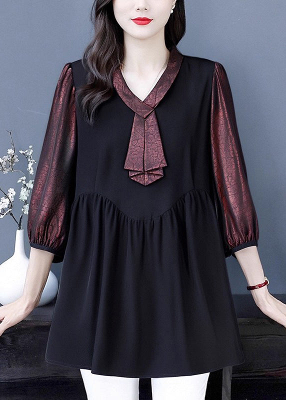 Vintage-Hemd mit herzförmigem Ausschnitt und Patchwork-Optik in mattem Rot, angedeutet zweiteilig, mit Armbandärmeln