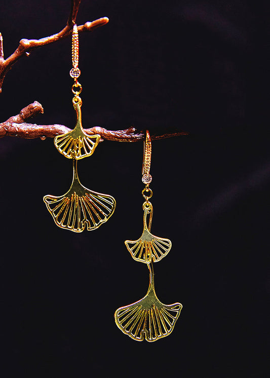 Pendientes vintage de hoja de ginkgo con circonitas en oro de 14 quilates