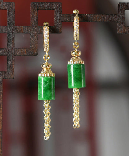 Pendientes vintage de plata de ley dorada con incrustaciones de jade y borlas