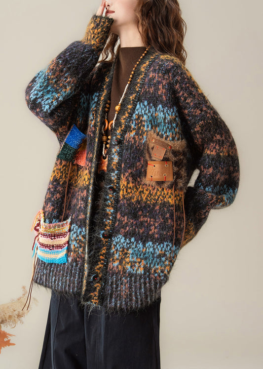 Vintage Strickmantel mit Farbverlauf, V-Ausschnitt, Knopfleiste und Patchwork-Design, Frühling