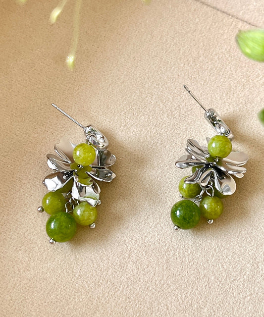 Pendientes vintage de cobre verde dorado con gemas y uva