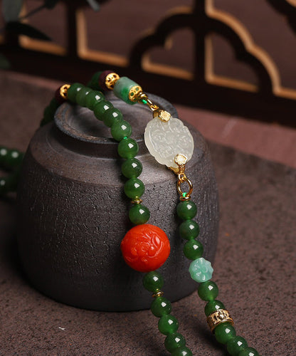Collar vintage con colgante de hebilla de jade y ágata dorada en plata de ley verde