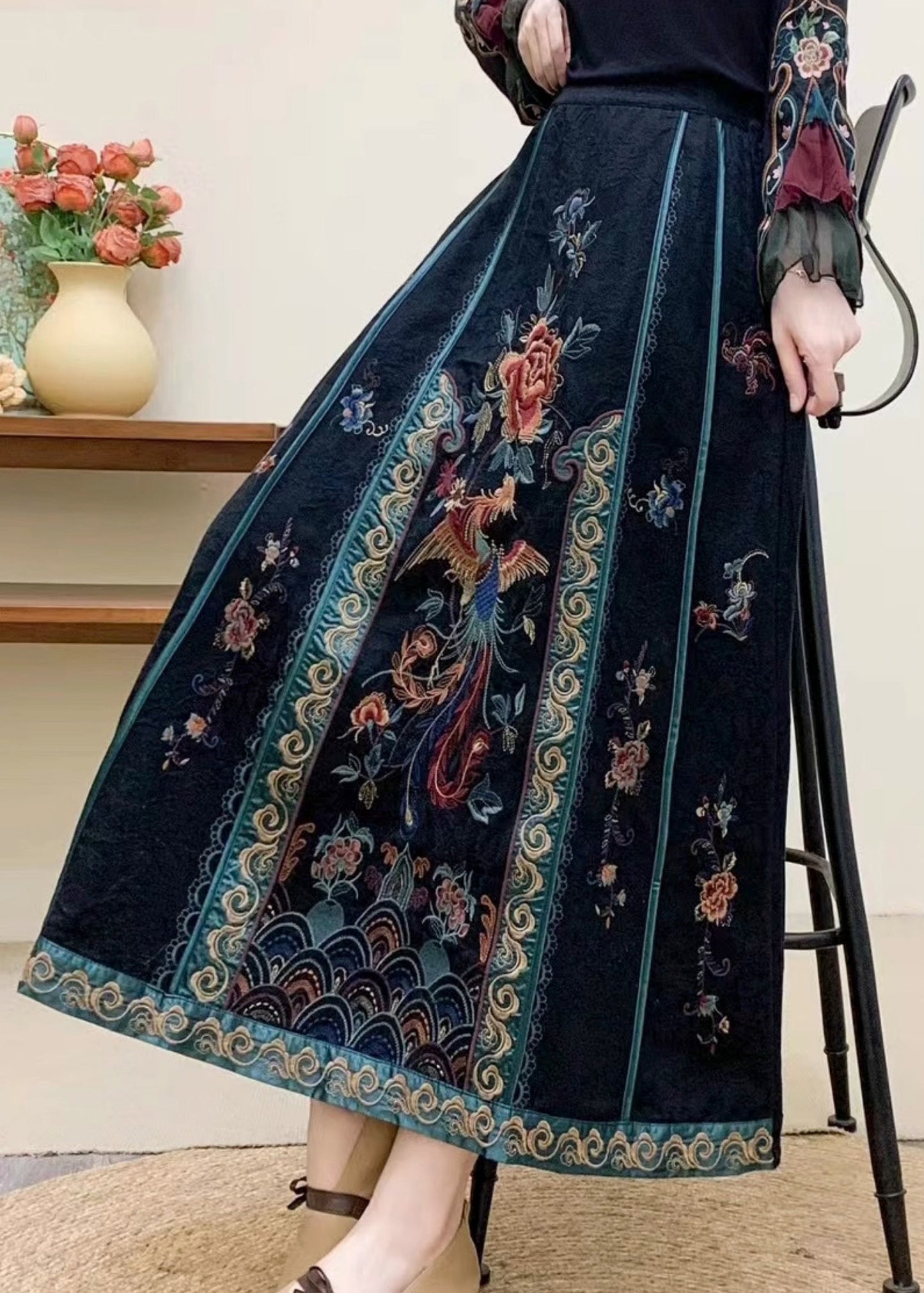 Vintage marineblauer bestickter Baumwollrock mit hohem Bund für den Herbst