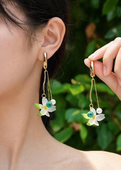 Vintage White Flower Tasseled Acrylic Drop Earrings