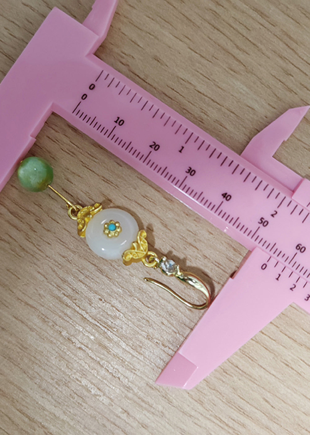 Pendientes colgantes vintage de jade blanco y circonita fina