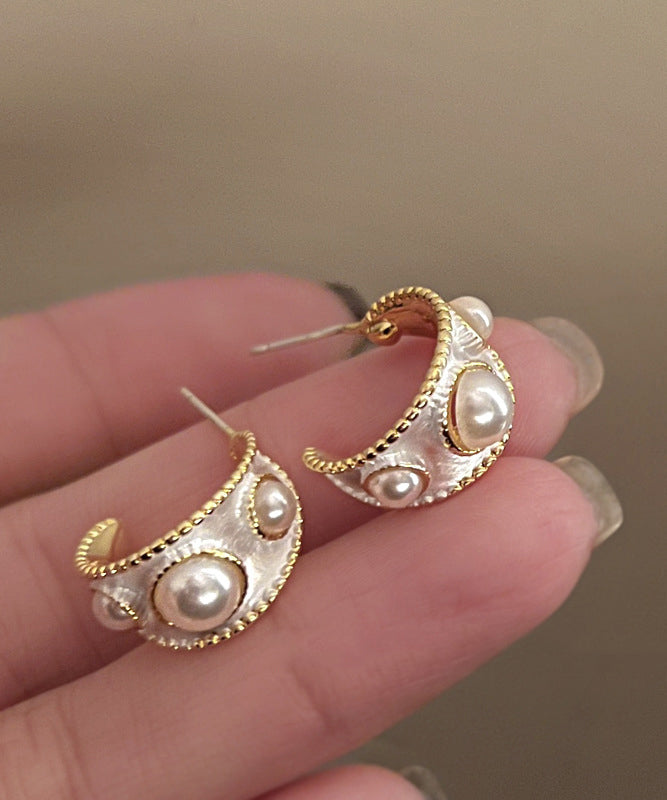 Pendientes de aro vintage en forma de C con perla dorada en plata de ley blanca