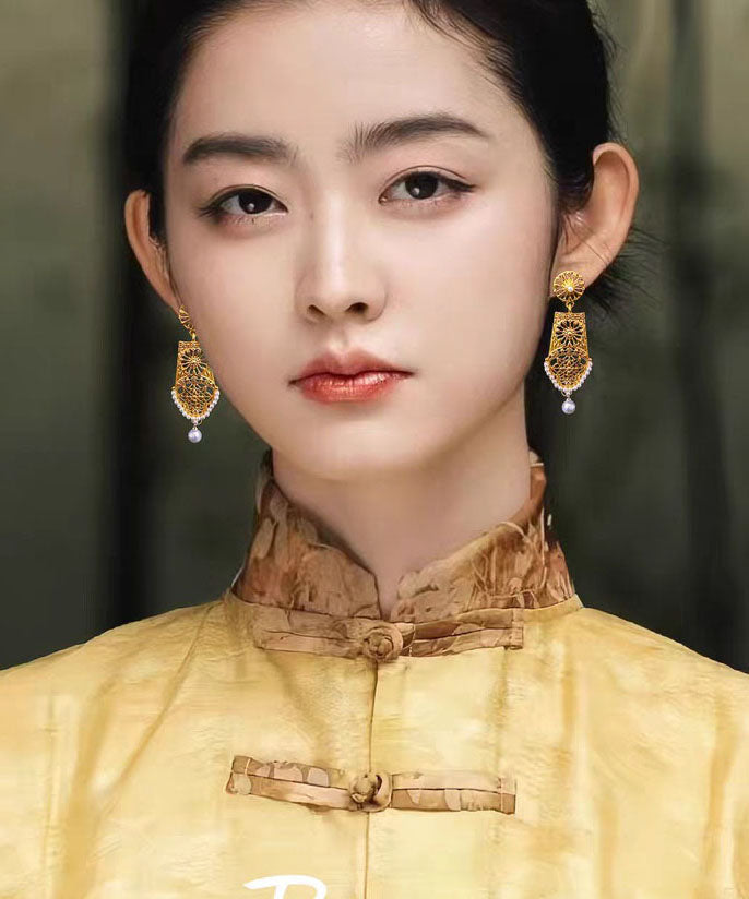 Pendientes vintage de plata de ley amarilla con borlas florales huecas y perla dorada