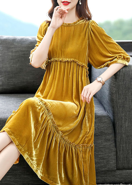 Vintage Gelbes, zerknittertes Velourskleid mit halben Ärmeln