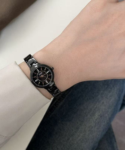 Vogue Schwarze Edelstahllegierung, verstärktes Glas, wasserdichte Uhren