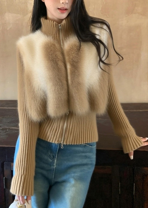 Vogue Winter-Cardigan mit Rollkragen, Reißverschluss und Patchwork-Design aus Baumwollstrick in Kaffeebraun