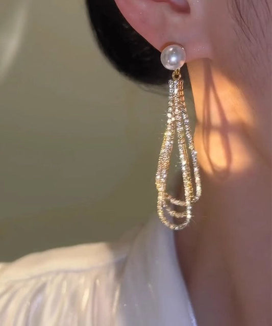 Pendientes Vogue con borlas de perlas y circonitas de aleación de oro