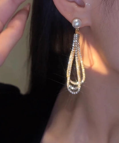 Pendientes Vogue con borlas de perlas y circonitas de aleación de oro