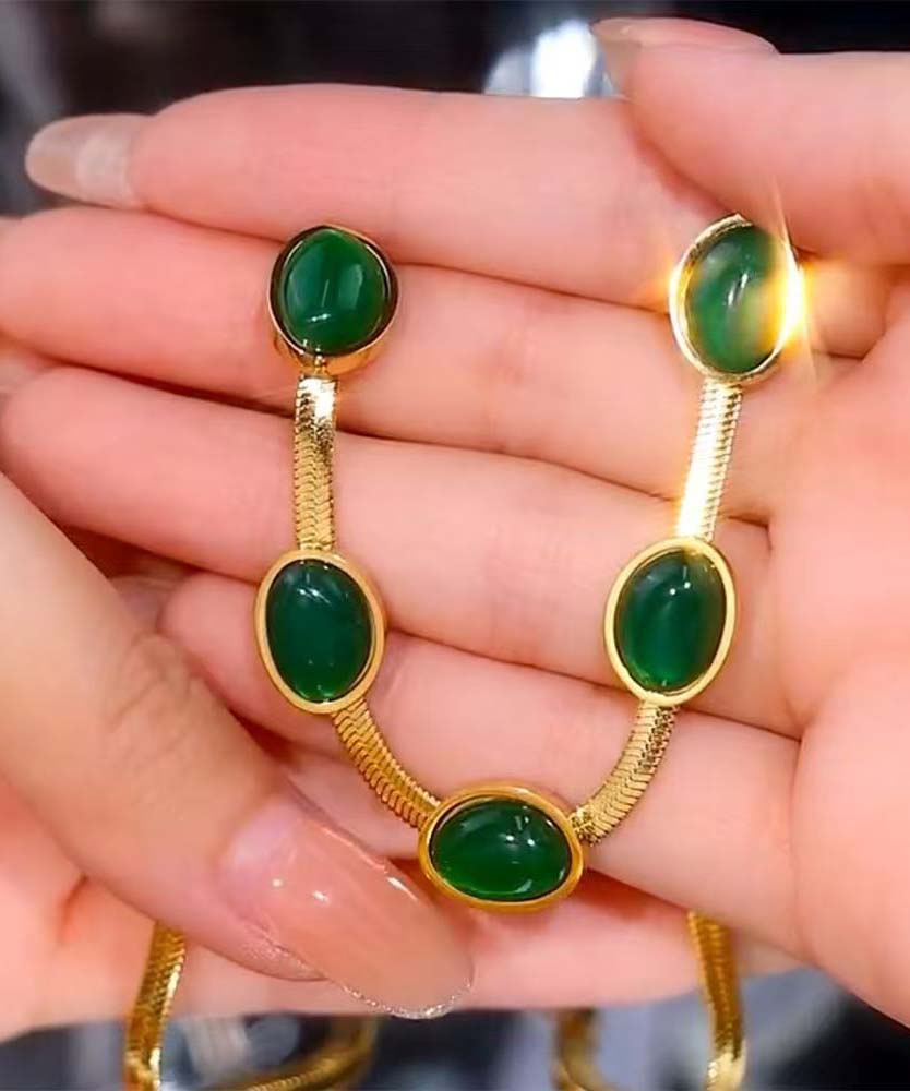 Collar de cuentas con incrustaciones de esmeralda y aleación de acero inoxidable verde Vogue