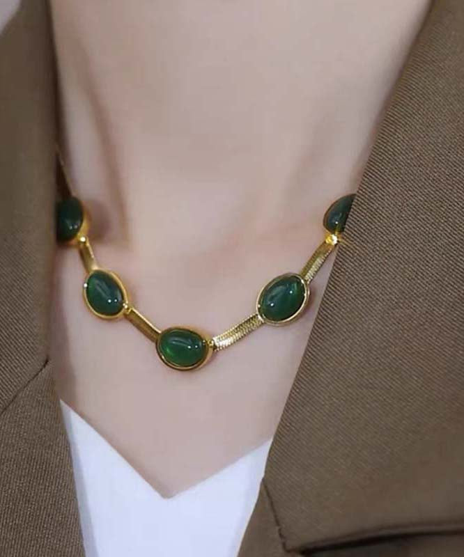 Collar de cuentas con incrustaciones de esmeralda y aleación de acero inoxidable verde Vogue
