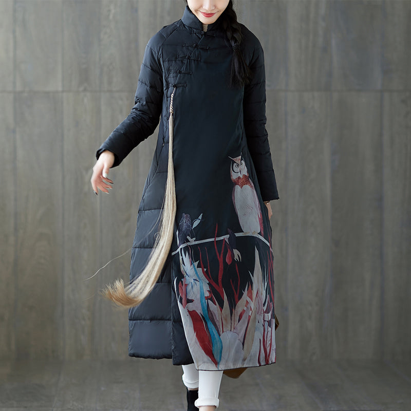 Warmer schwarzer Daunenmantel mit Print, übergroßer Stehkragen, Patchwork-Daunenjacke, chinesischer Button-Down-Mantel