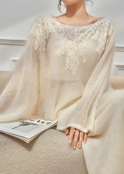 Zweiteiliges Strickset aus weißem Spitzen-Patchwork-Pullover und -Rock mit Rundhalsausschnitt für den Herbst