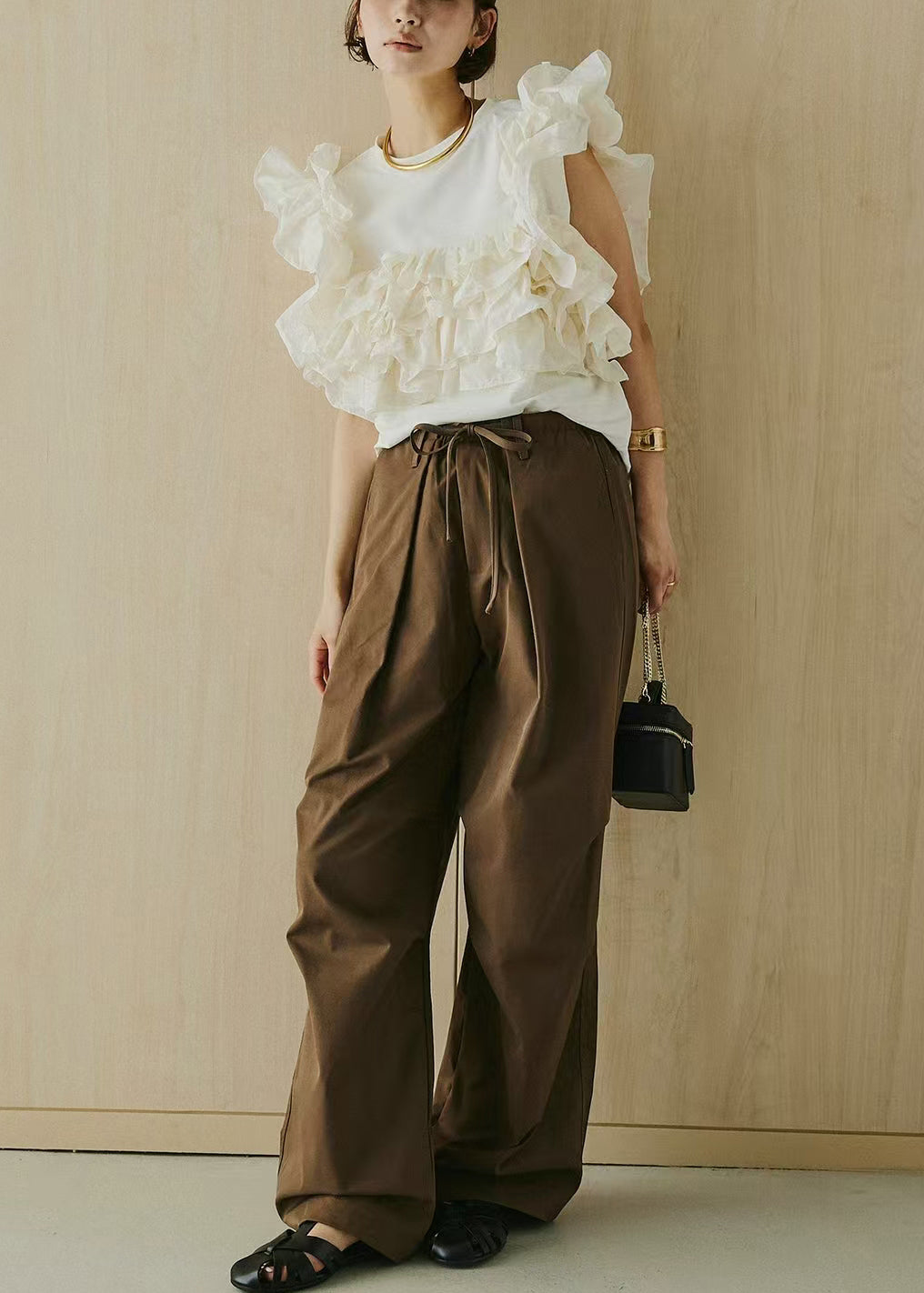 White O-Neck Ruffled Cotton Shirt Tops Sleeveless