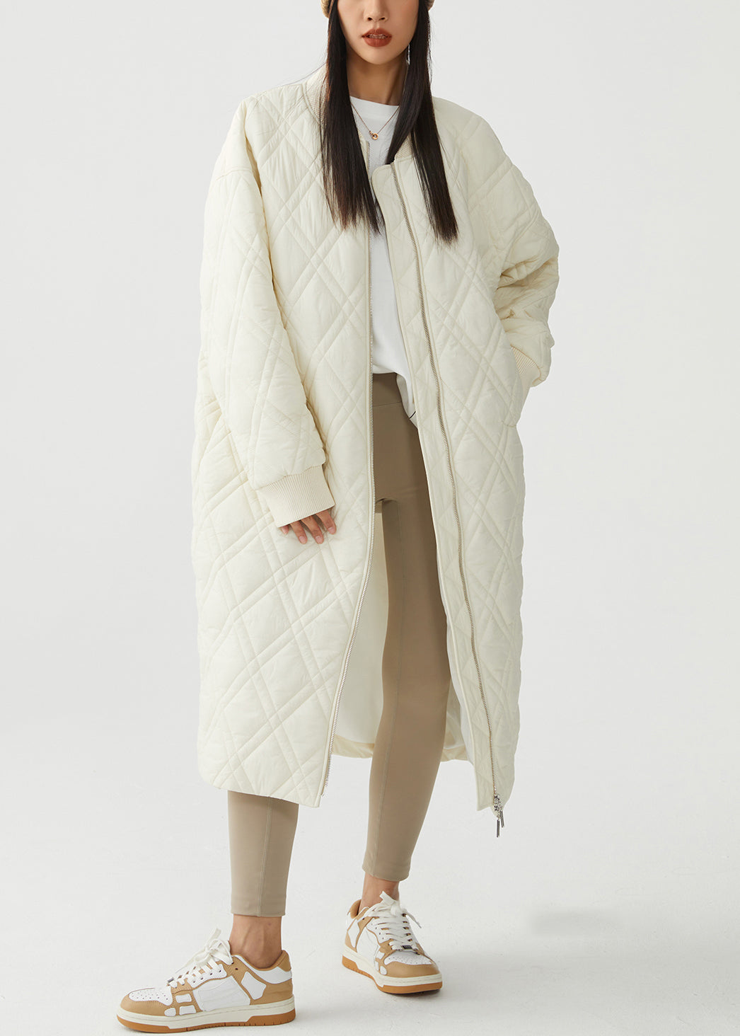 Parka de invierno con cuello alto, relleno de algodón y bolsillos a cuadros blancos