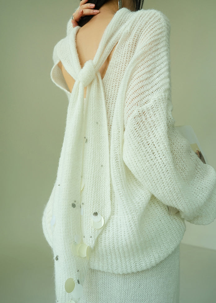 Conjunto de dos piezas de punto con cuello en V, jersey y falda de lentejuelas blancas