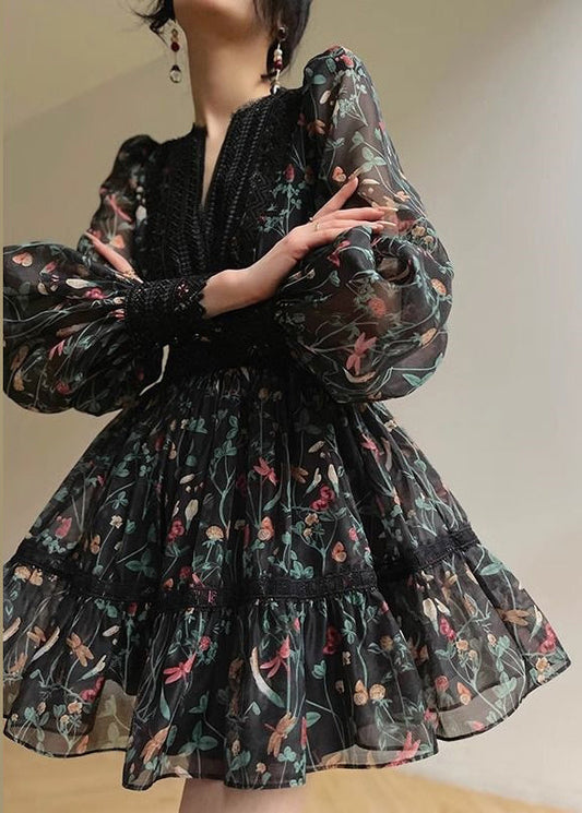 Frauen Schwarz V-Ausschnitt Print Spitze Patchwork Chiffon Kurzes Kleid Langarm
