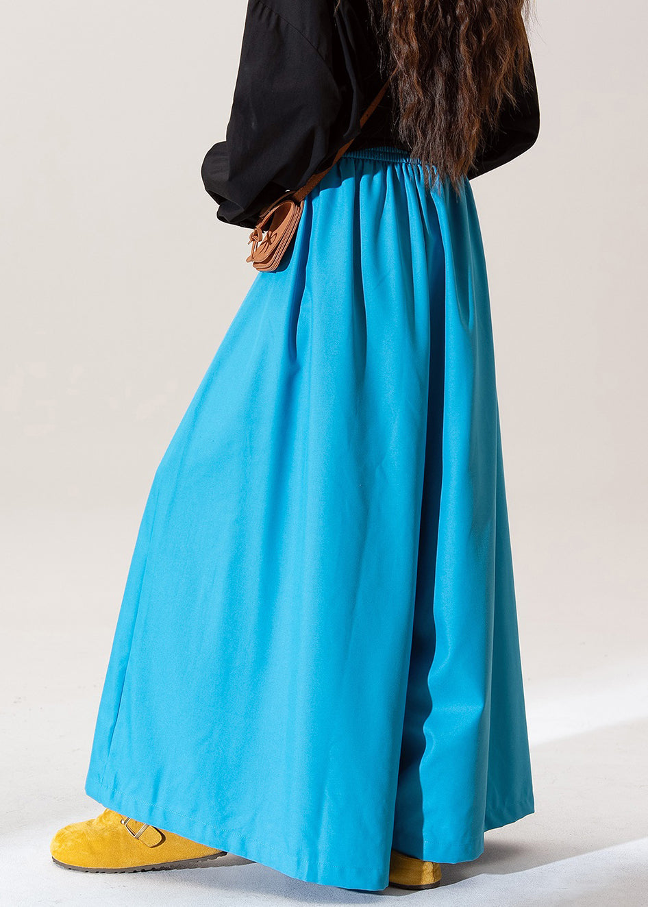 Pantalones de algodón con cintura elástica y volantes azules para mujer, primavera