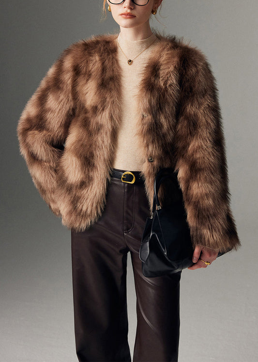 Damen-Wintermantel aus braunem, übergroßem Batik-Kunstpelz