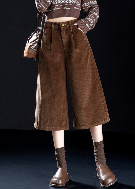 Damen-Cordhose mit Knopftaschen, hohem Bund und weitem Bein, Frühlingsform