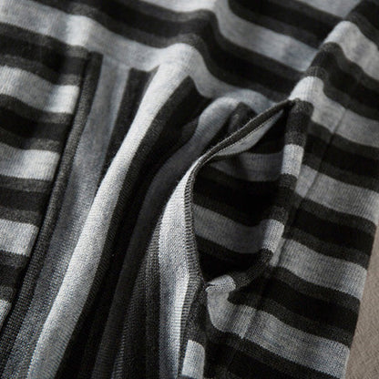 Damenmode Grau Gestreifte Lose Pullover Kleider Für Den Winter