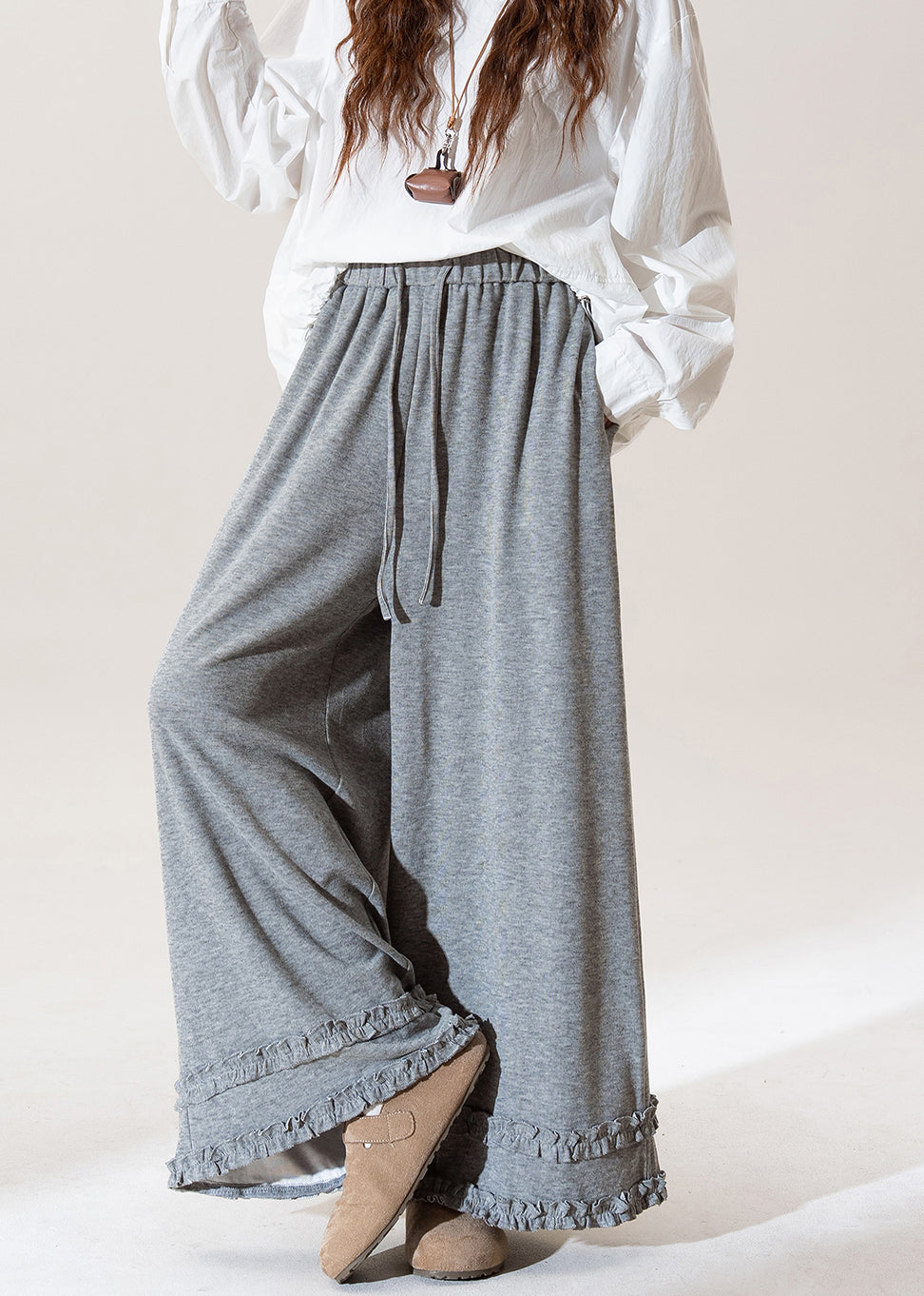 Pantalones anchos de algodón con cintura elástica y volantes grises para mujer, primavera