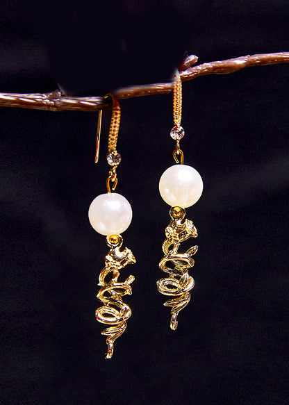 Pendientes colgantes de perla de oro de 14 quilates con diseño original para mujer