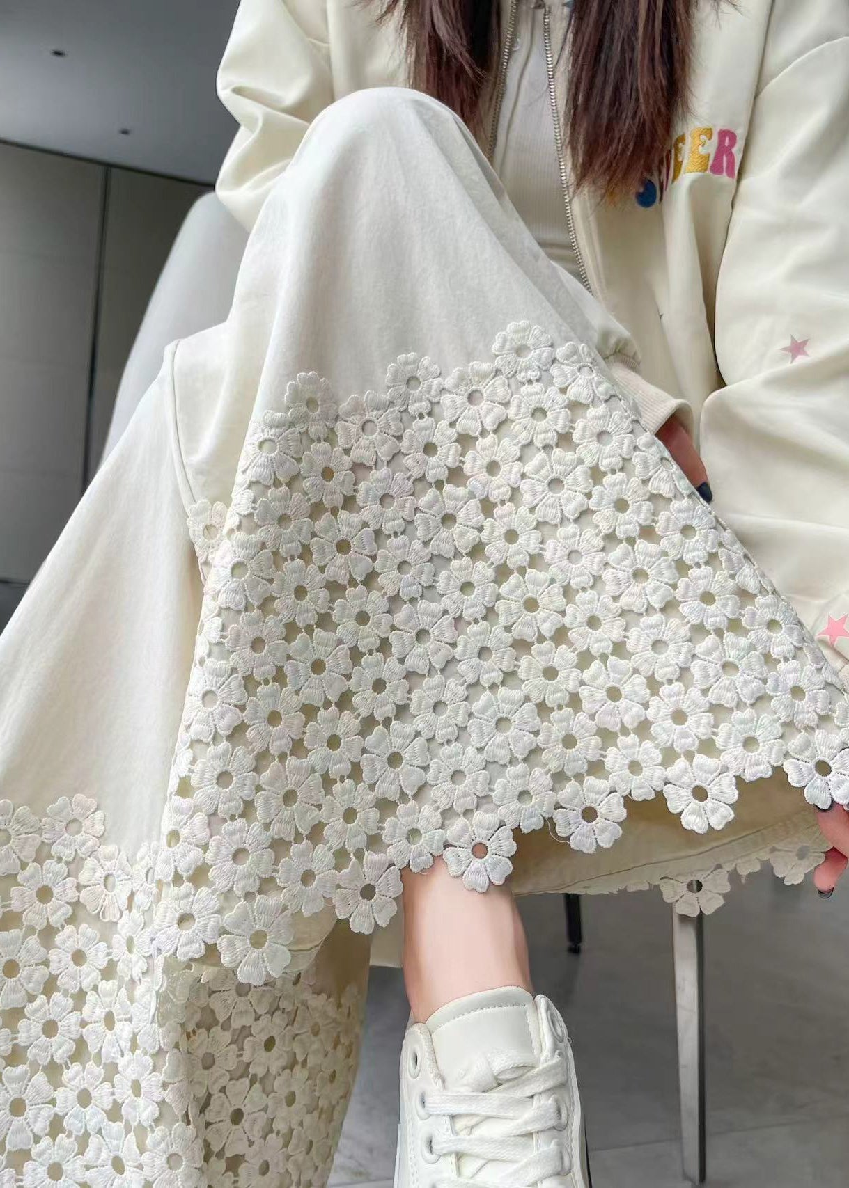 Pantalones de algodón con patchwork bordados blancos para mujer, primavera